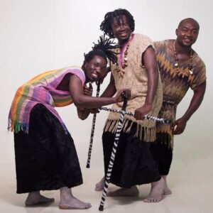 Créé en 2006, le groupe Kundé dont Franck Ngouma est membre, n’a qu’une ambition, pérenniser et promouvoir la culture Bassa Bâti Mpo’o à travers le monde. Dans cet entretien, il nous parle de la genèse 