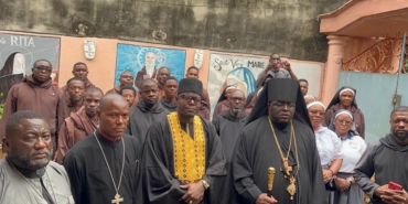 Le bureau a été inauguré le samedi 18 novembre 2033, par Simon Dupong et Mgr Jules Merlin Libam, respectivement Administrateur Directeur Général du Centre Linguistique Russe du Cameroun et Superviseur général du monastère St Benoît le Thaumaturge à Maképè.