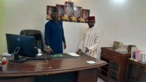 Situé à Yaoundé, la capitale politique du Cameroun, dans le quartier populaire de la Briqueterie plus précisément au lieudit Carrefour tissus, le Centre de formation islamique "Maktabou Da'wa" est un centre de formation approfondie