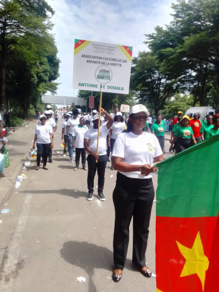 Fête de l’Unité Nationale : ‘‘Les Enfants de la Grotte’’ défile à Douala
